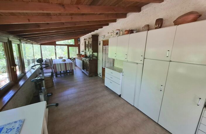 Belle maison avec terrain, beau potentiel — photo 4