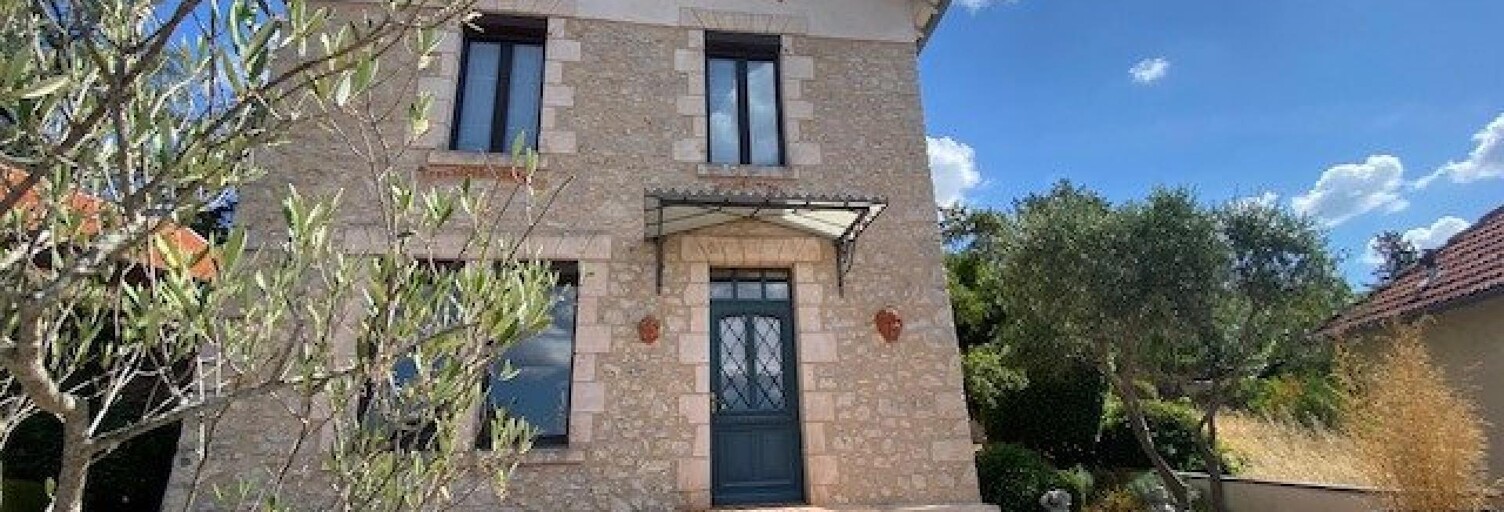 Maison 7 Pièces 175 m² à vendre à Villefranche-de-Rouergue (12200)