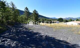 Terrain  2697 m² à vendre à Le Brusquet (04420)