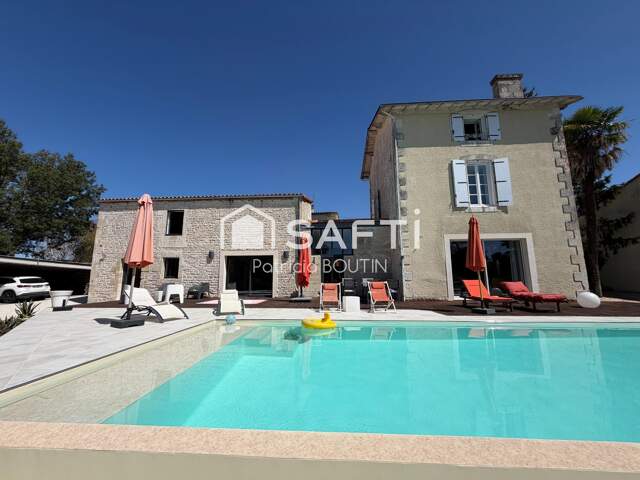 MAISON EN PIERRE 3 CHAMBRES, DÉPENDANCES ET PISCINE AVEC VUE IMPRENABLE A NIORT ! — photo du bien