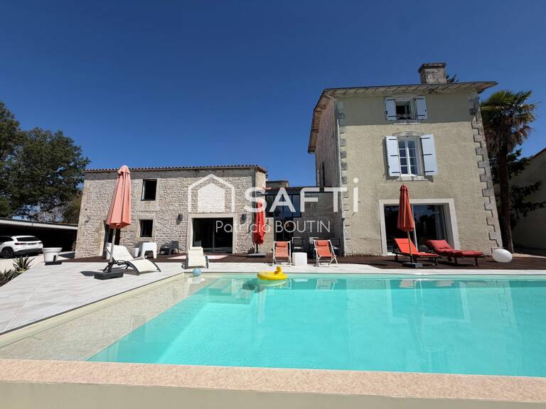 MAISON EN PIERRE 3 CHAMBRES, DÉPENDANCES ET PISCINE AVEC VUE IMPRENABLE A NIORT ! — photo 1