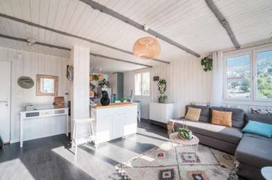 Appartement 4 pièces 275000 €