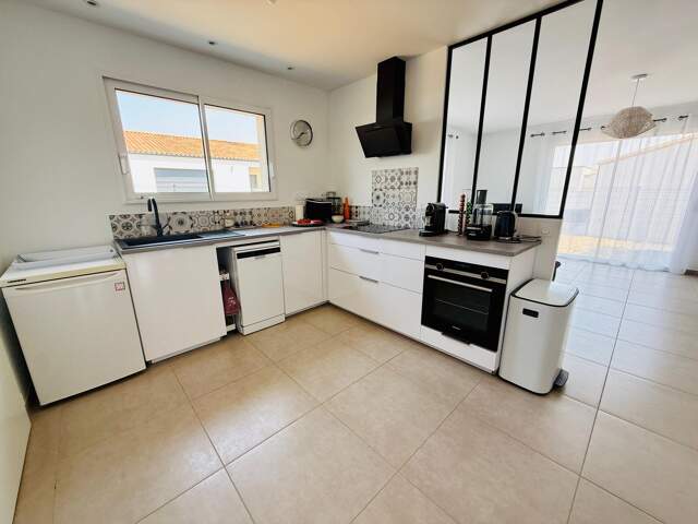 BEAU PLAIN-PIED LUMINEUX  3 CH GARAGE JARDIN — photo du bien