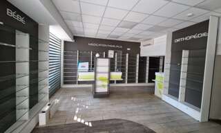 Commerce 2 Pièces 92 m² à louer à Istres (13118)