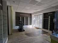 location bail commercial — photo 3
