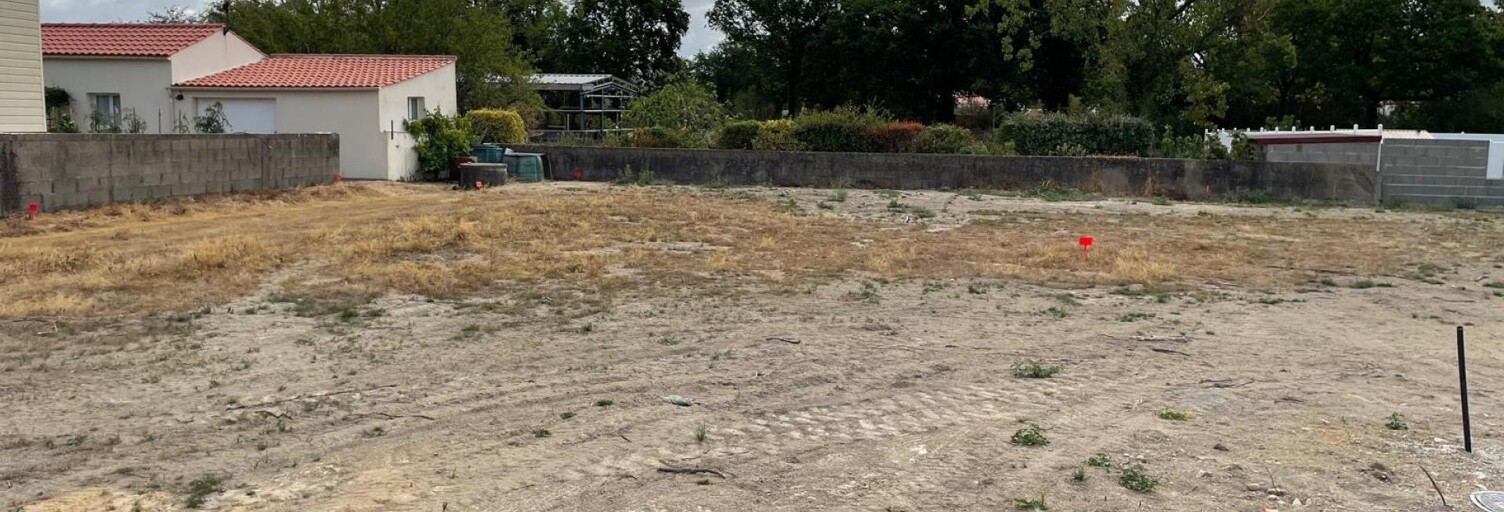Terrain  384 m² à vendre à Saint-Julien-des-Landes (85150)