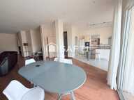 APPARTEMENT SPACIEUX AVEC 4 CHAMBRES ET TERRASSE + PLACES DE PARKING AU CENTRE VILLE DE NIORT ! — photo 4