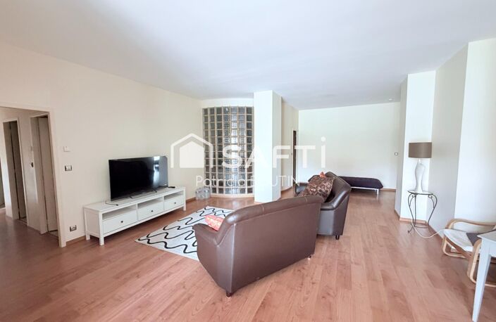 APPARTEMENT SPACIEUX AVEC 4 CHAMBRES ET TERRASSE + PLACES DE PARKING AU CENTRE VILLE DE NIORT ! — photo 5