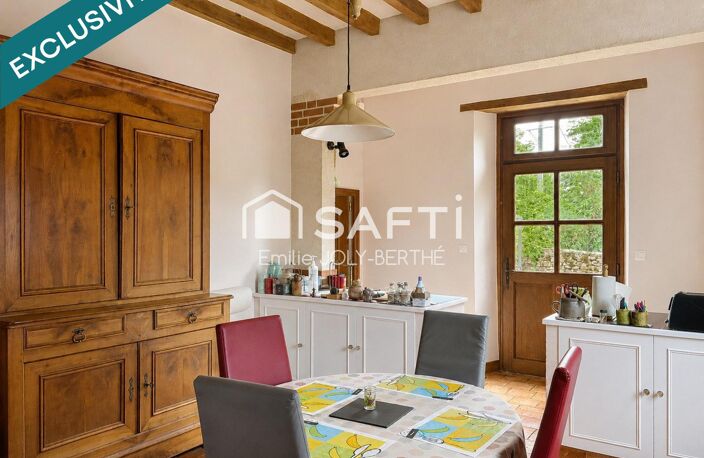 EXCLUSIVITÉ  Propriété de caractère rénovée  173 m²  2,3 hectares  La Cropte — photo 2