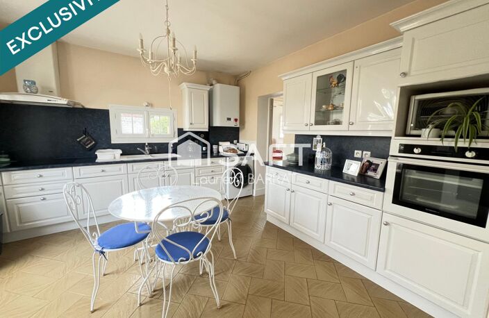 Villa avec chambre en rez-de-jardin et grand garage — photo 4
