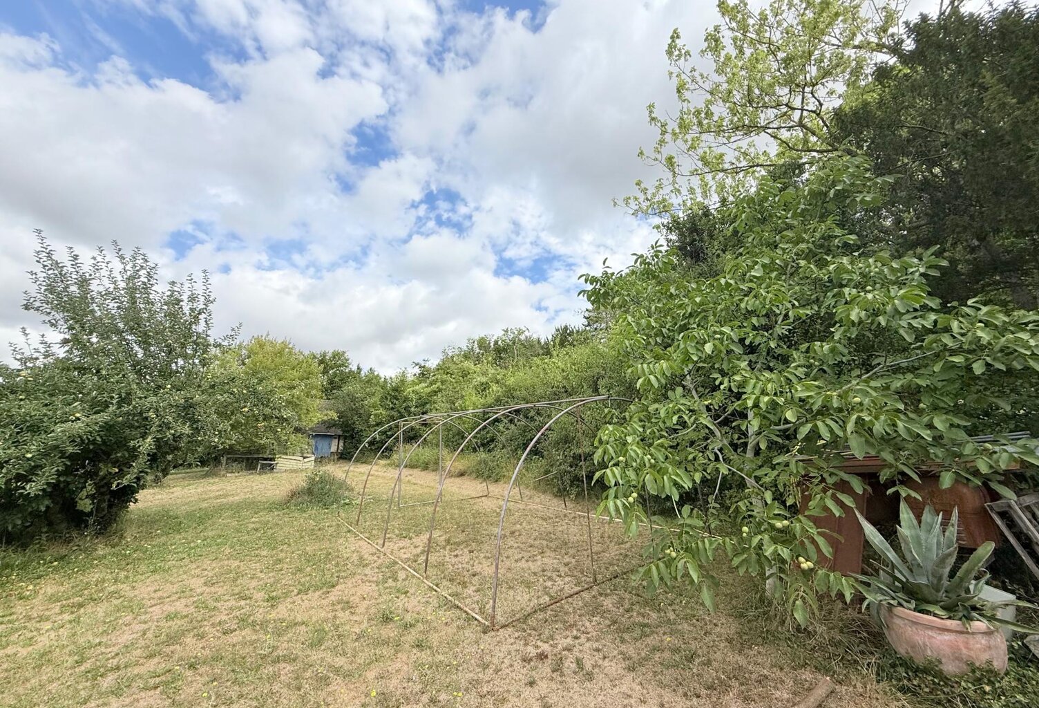 Magnifique terrain arboré constructible — photo 1