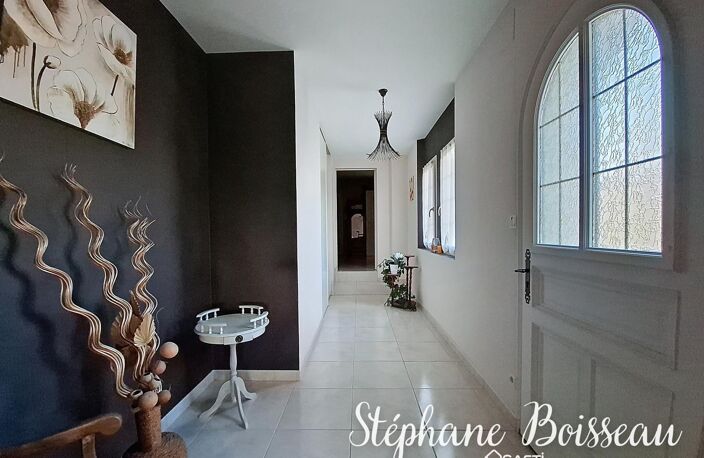 MAISON DE 10 PIECES 49140 SEICHES SUR LE LOIR — photo 4