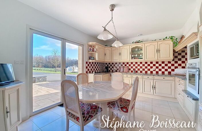 MAISON DE 10 PIECES 49140 SEICHES SUR LE LOIR — photo 5