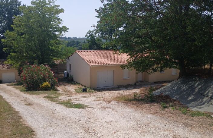 Maison contemporaine au calme, économe en énergie, parfait état, équipée de panneaux solaires. — photo 2
