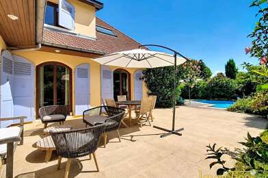 Maison 9 pièces 551200 €
