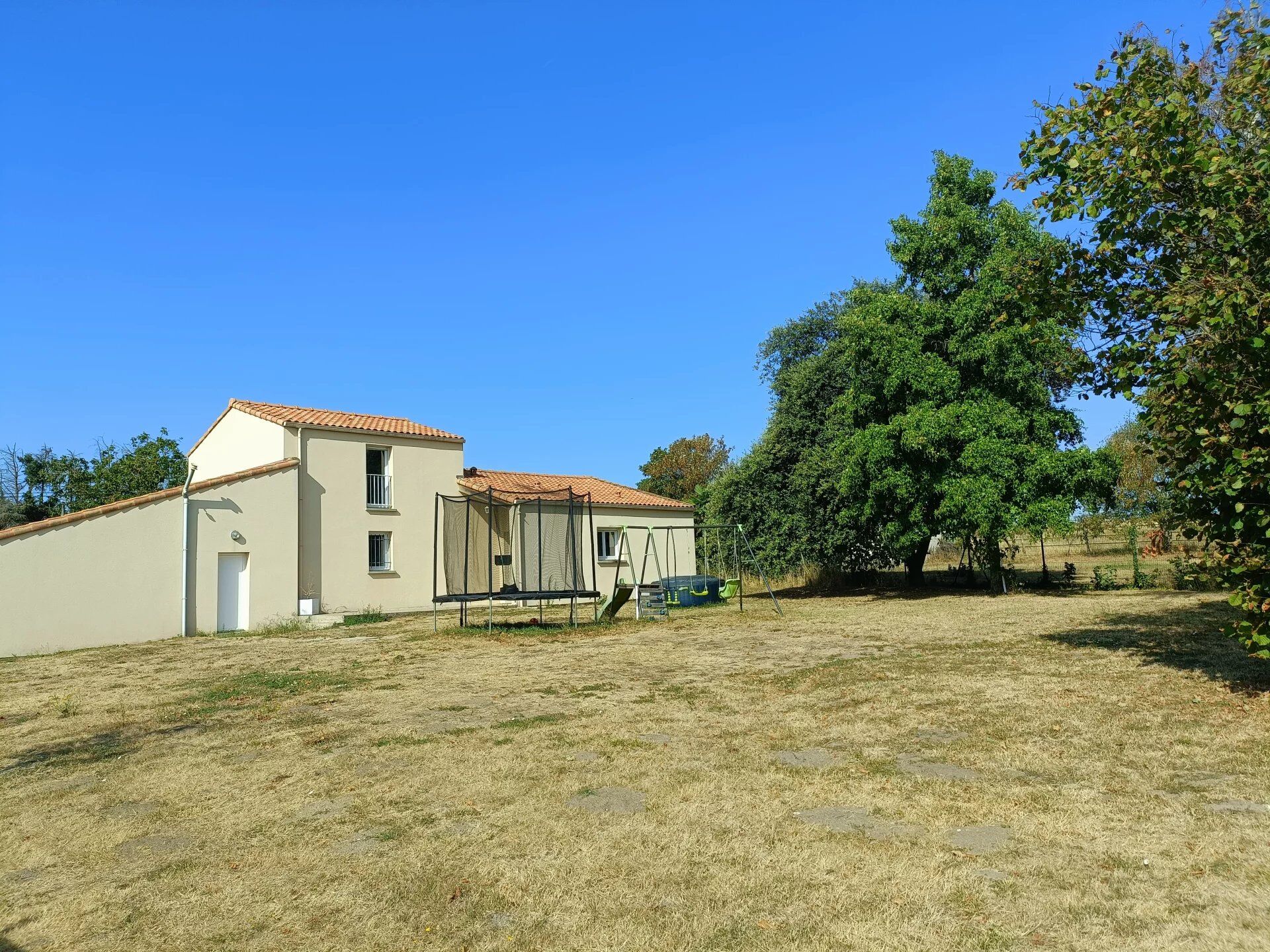 Maison 4 pièces 107 m² · à Saint-Julien-de-Concelles · 107 m² · 1 250 €/mois