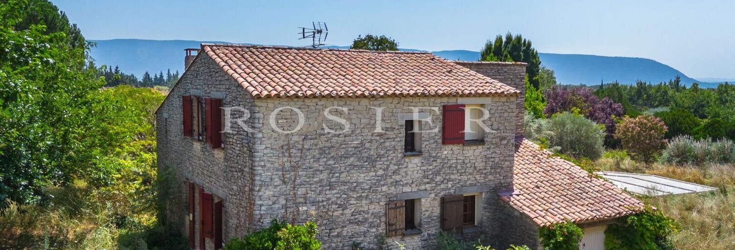 Maison 8 Pièces 165 m² à vendre à Gordes (84220)