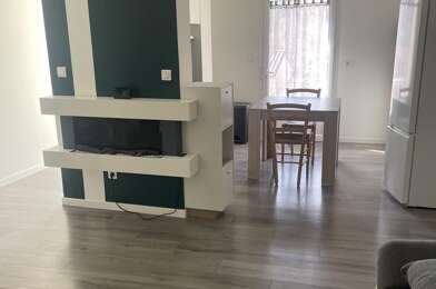 Appartement 3 pièces 560 €