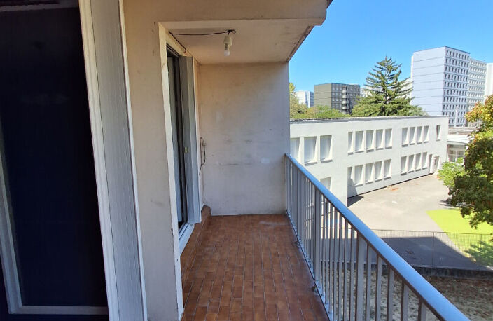 Agréable T3 traversant de 58,44 m2, avec garage et cellier — photo 3