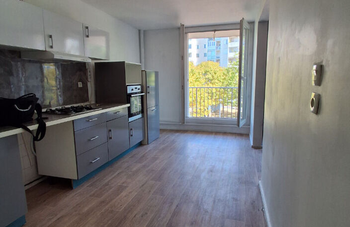 Agréable T3 traversant de 58,44 m2, avec garage et cellier — photo 4