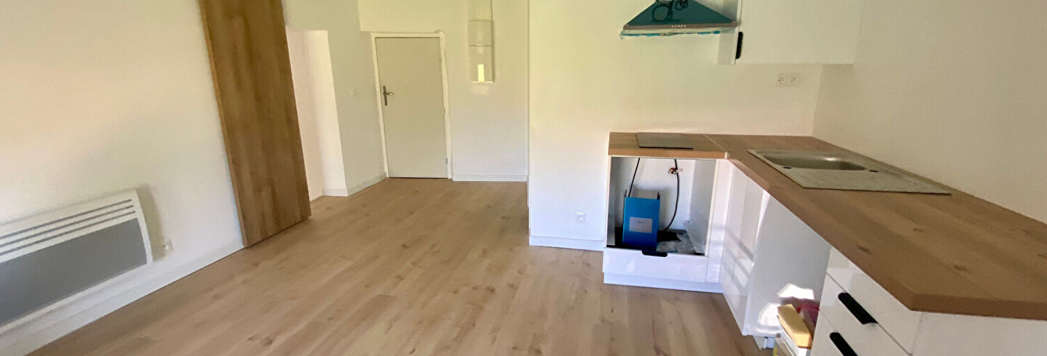 Appartement 2 Pièces 33 m² à louer à Roquebrune-sur-Argens (83520)