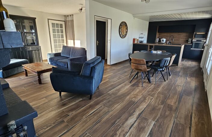 Vente Maison/villa 6 pièces — photo 2