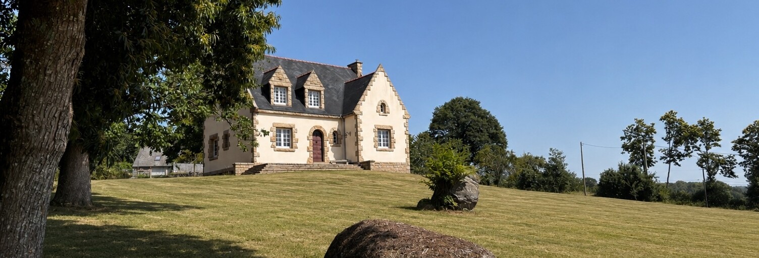 Maison 8 Pièces 163 m² à vendre à Cléguérec (56480)