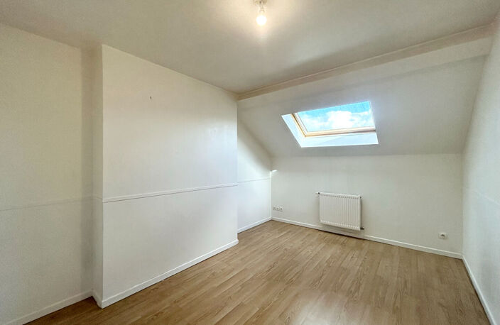 DUPLEX 5 PIÈCE(S) 75M² - SECTEUR GARE — photo 5