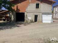 Location Local d'activités 145 m&sup2; — photo 3