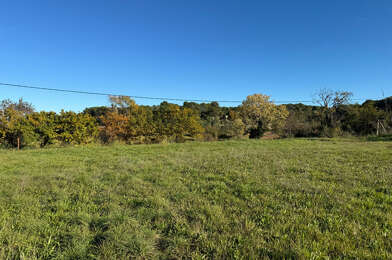 Terrain  670000 €
