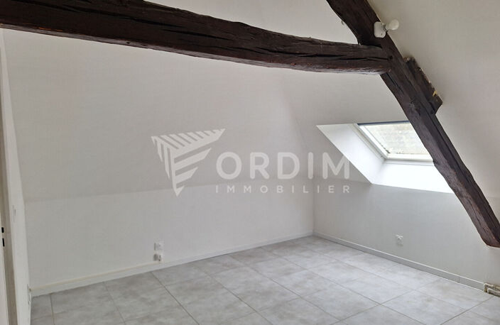 TOUCY, bel appartement F2 - proche centre ville — photo 3