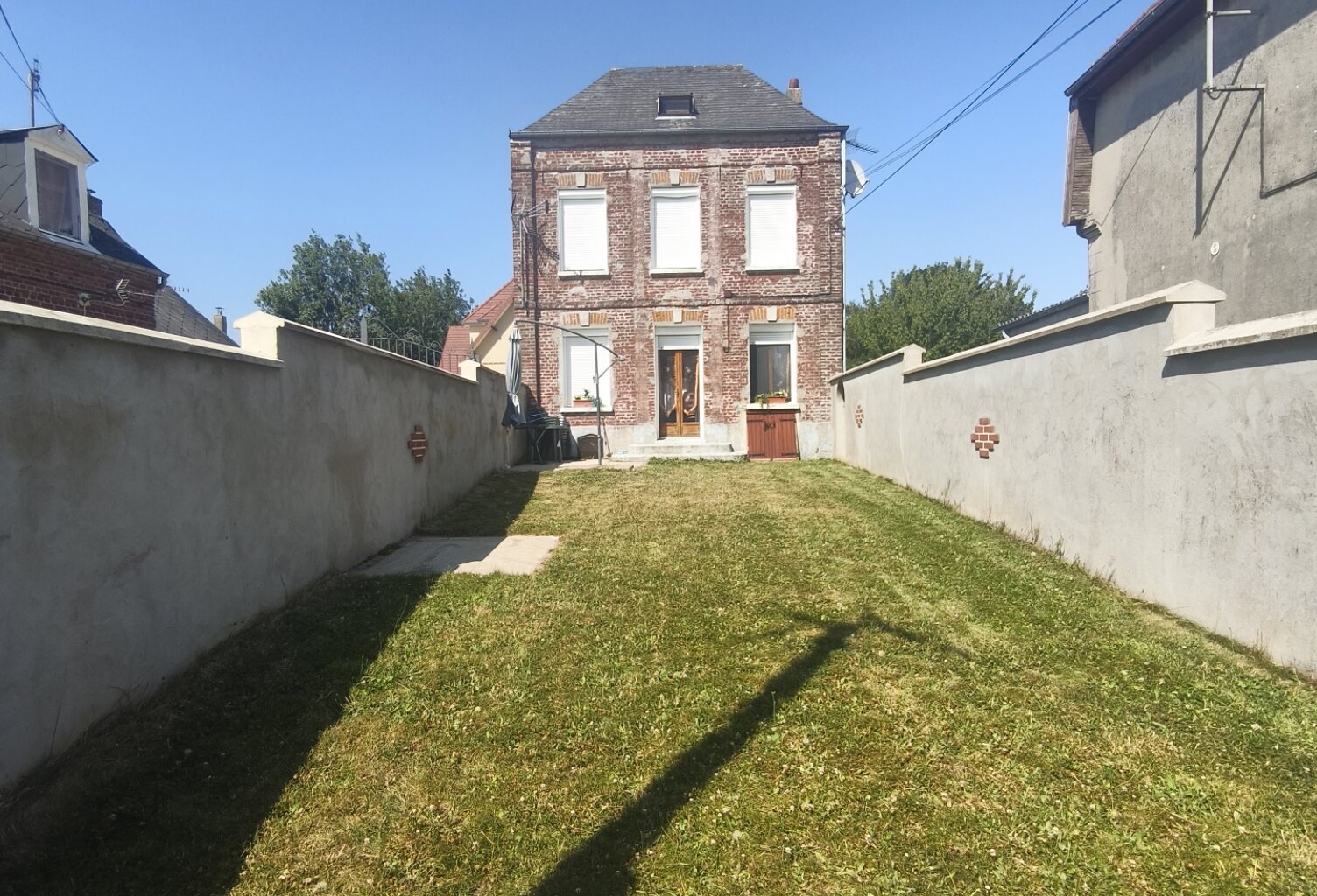 Vente Maison/villa 8 pièces — photo 1