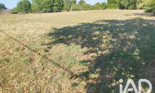 Terrain  2442 m² à vendre à Ambernac (16490)