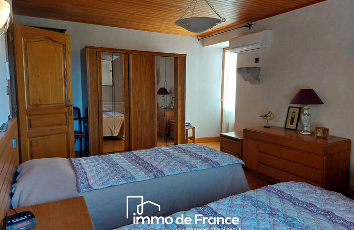 Ensemble immobilier en pierre avec terrain de 8 874 m² — photo 5