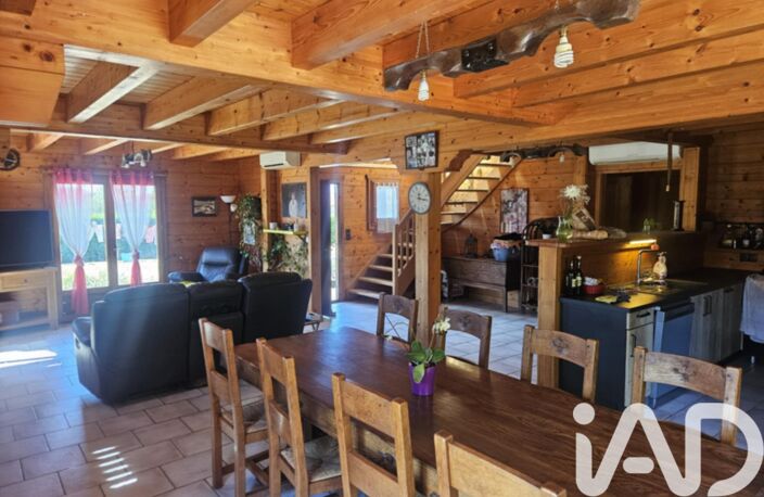 Vente Maison/villa 9 pièces — photo 2