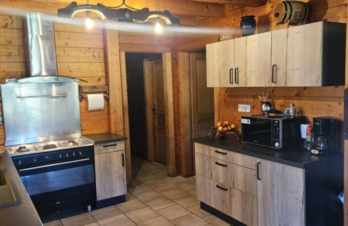 Vente Maison/villa 9 pièces — photo 4
