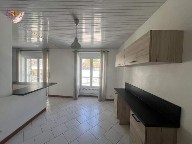 Appartement 4 pièces 107 m² à Cognac — photo du bien