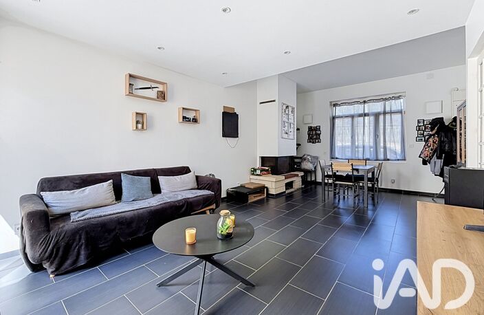Vente Maison/villa 4 pièces — photo 2