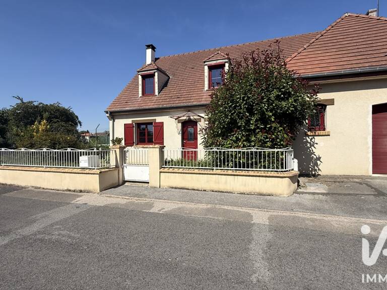 Vente Maison/villa 8 pièces — photo 1