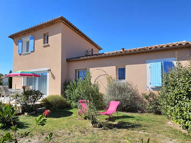Villa récente avec dépendance entre Avignon et Nîmes — photo du bien