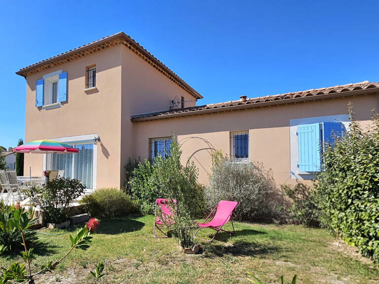 Villa récente avec dépendance entre Avignon et Nîmes — photo 1