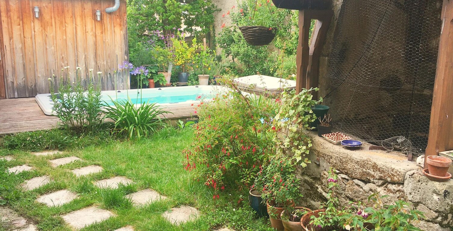 Maison de ville avec piscine balnéo — photo 1