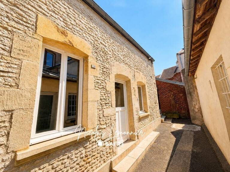 Maison en pierre rénovée au cœur de Ouistreham — photo 1