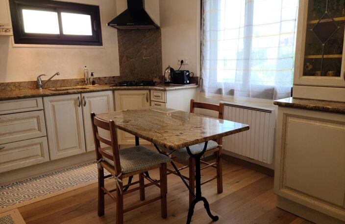 Maison de charme 3 / 4 chambres, garage et jardin. — photo 4