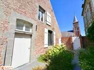 Location Maison rénovée de 65 m² avec jardin paysager, double terrasse et parking privé — photo 3