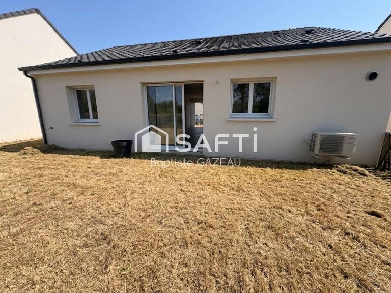 Maison 3 pièces de 73m2 sur 370m2 de terrain — photo 1