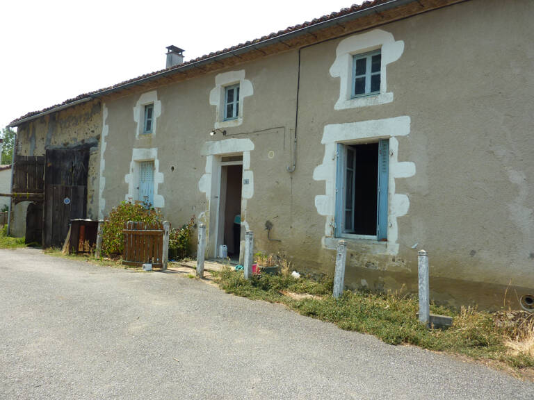 MAISON DE VILLAGE — photo 1