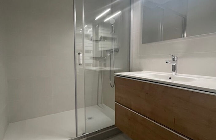 POITIERS CENTRE VILLE - T3 DE 62.12m2 AVEC BOX — photo 5