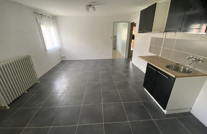 MAISON AVEC 3 APPARTEMENTS — photo 4