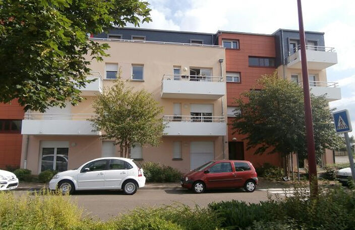  A LOUER LE MANS SUD APPARTEMENTS 3 CHAMBRES PARKINGS — photo 2